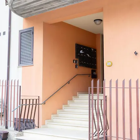 Andrea's Dependance Apartment *